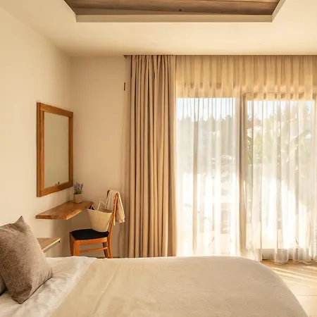 Ayla Corfu 카보스