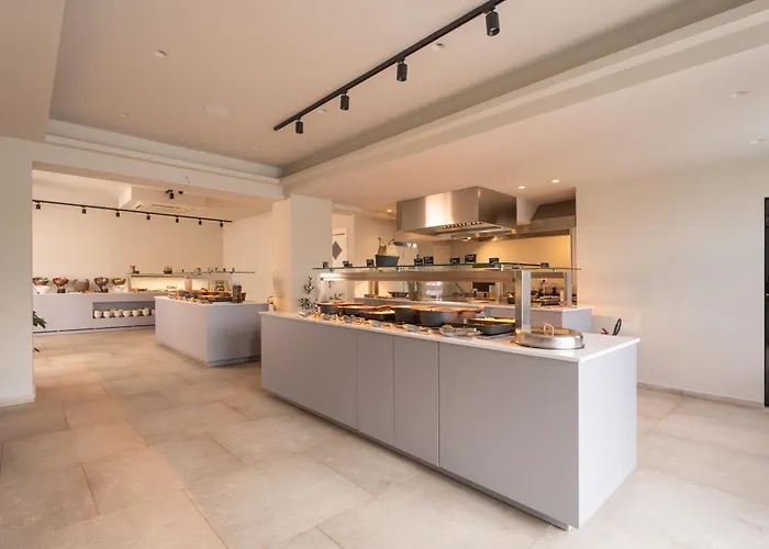 Aparthotel Ayla Corfu 4*